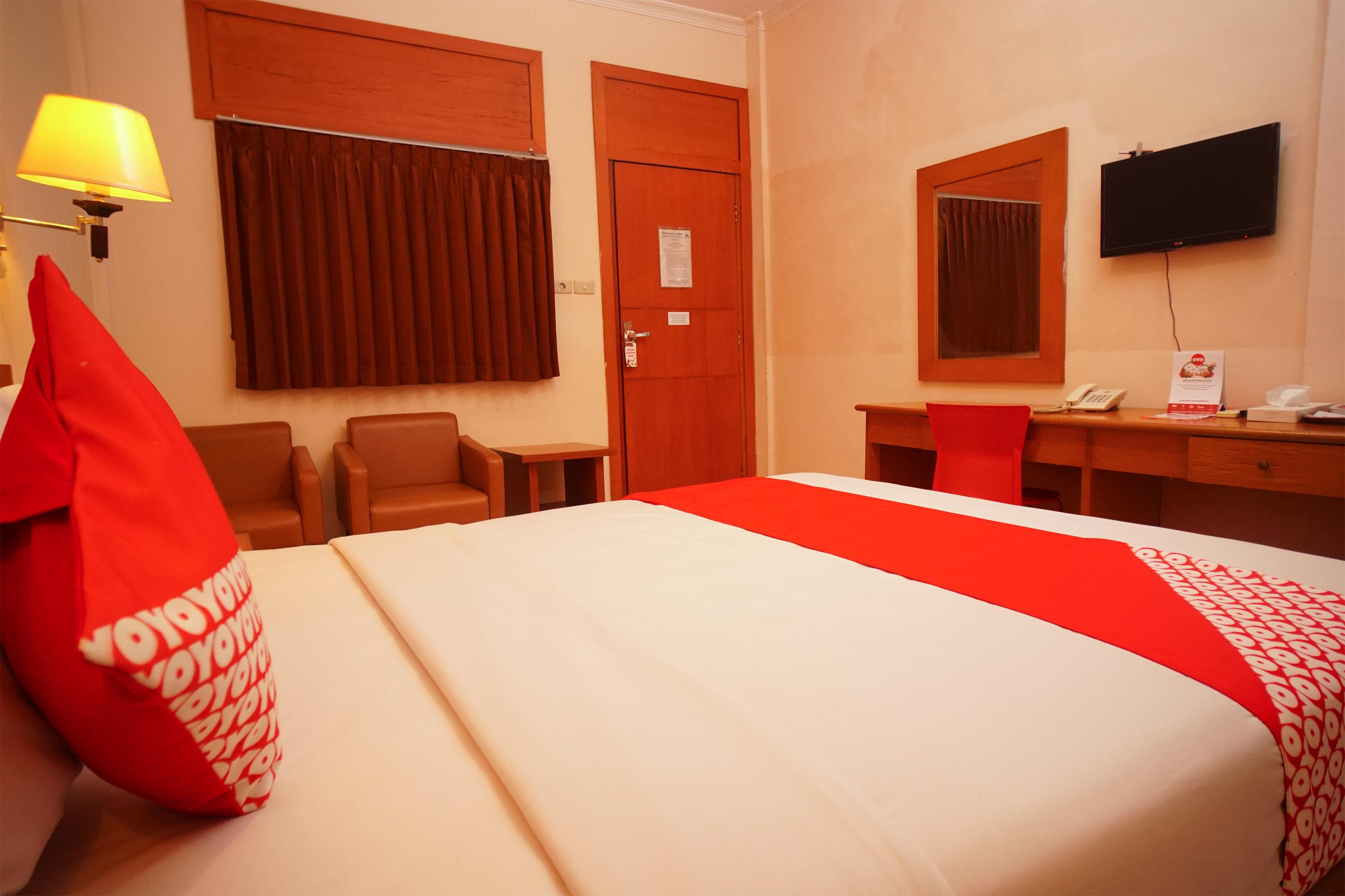 Capital O 142 Hotel Al Furqon Syariah Palembang Exterior photo