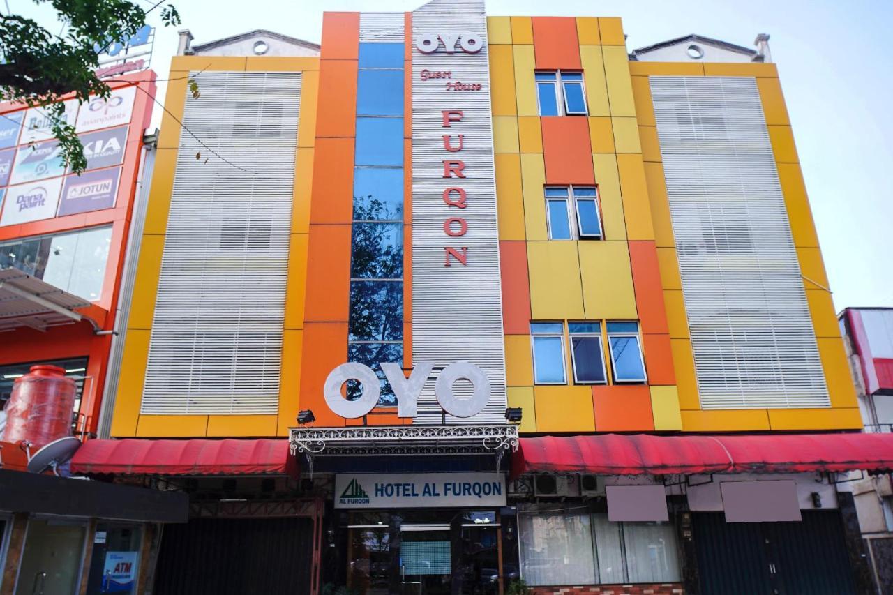Capital O 142 Hotel Al Furqon Syariah Palembang Exterior photo