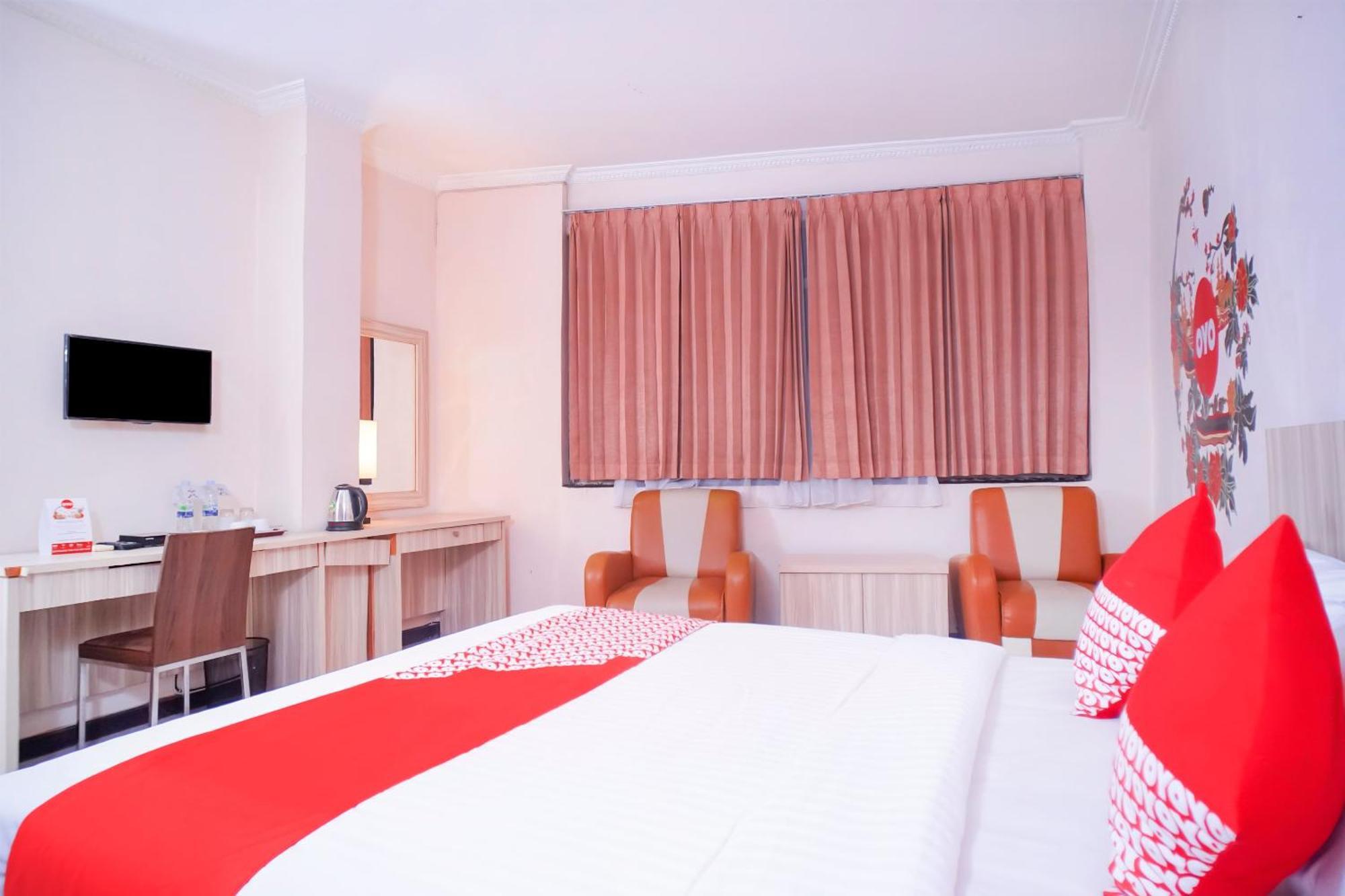 Capital O 142 Hotel Al Furqon Syariah Palembang Exterior photo