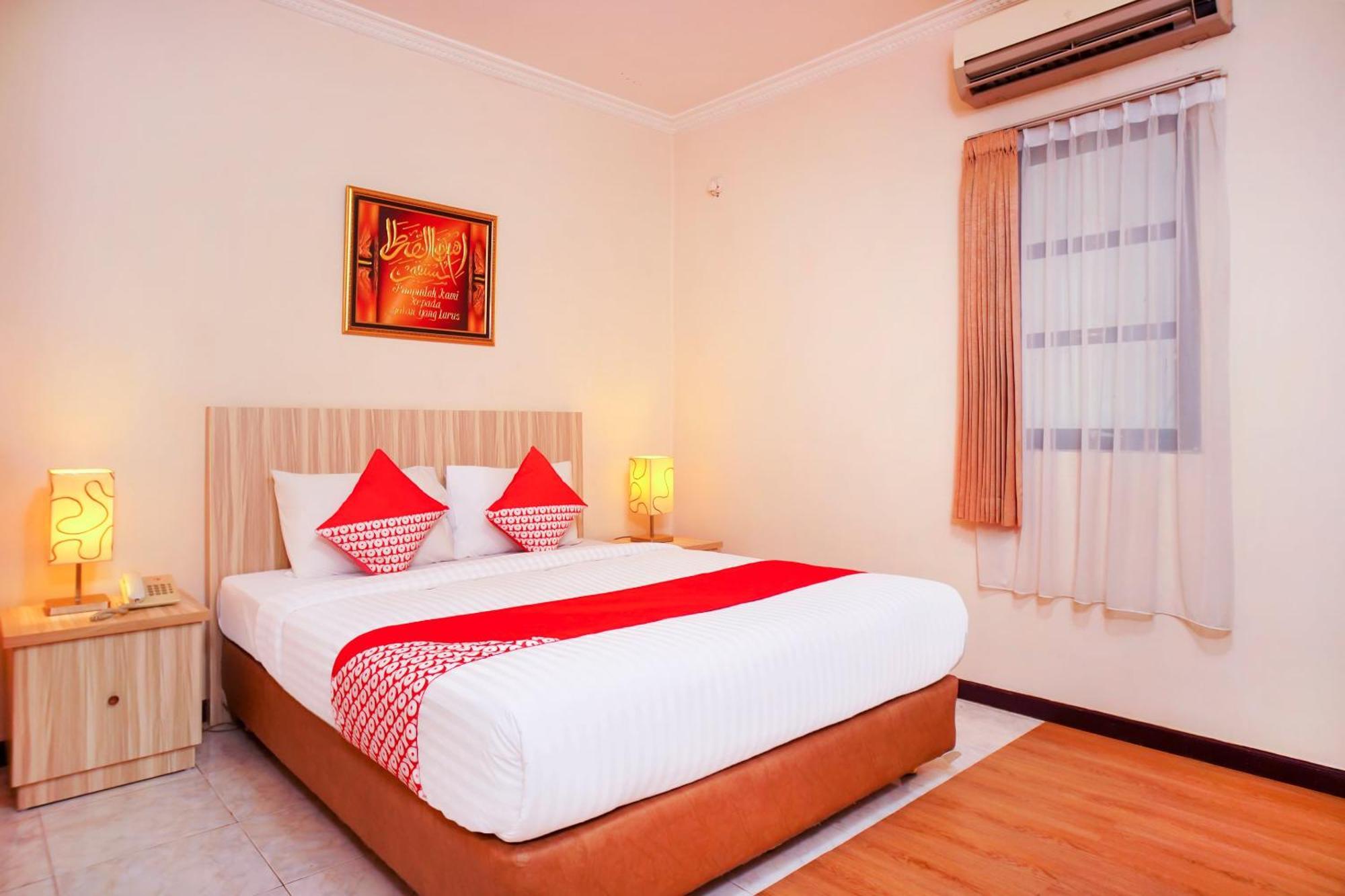 Capital O 142 Hotel Al Furqon Syariah Palembang Exterior photo