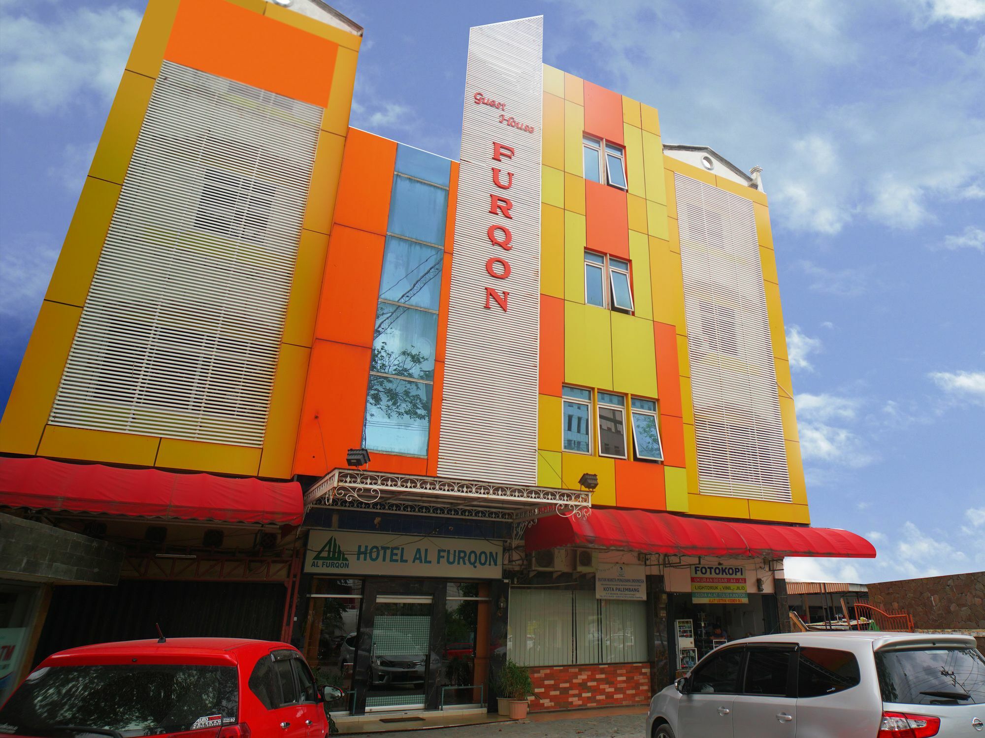 Capital O 142 Hotel Al Furqon Syariah Palembang Exterior photo